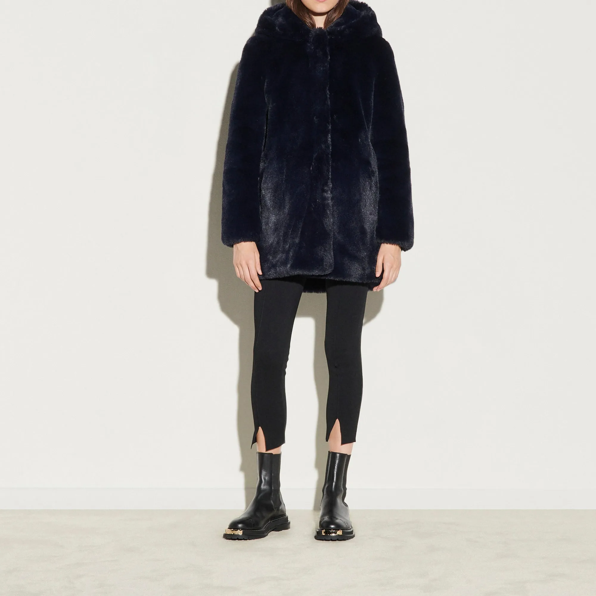 Manteau en fausse fourrure